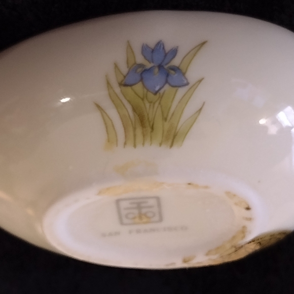 Vintage stamped egg figurine - Picture 4 of 9